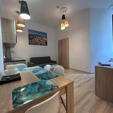 Old Town Bosacka Str - B10 קרקוב