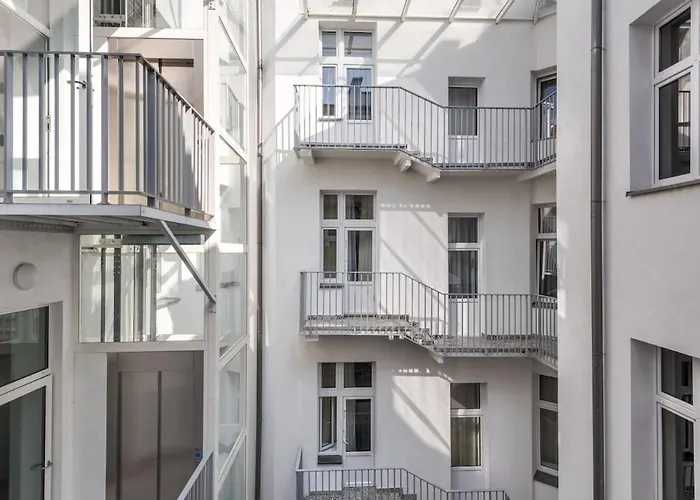 Апартаменты Old Town Bosacka Str - B10